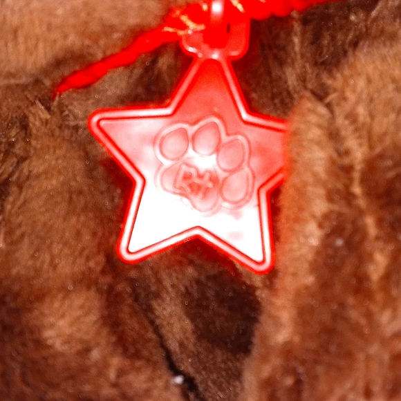 Little Tikes Rescue Tales Chocolate Labrador - Picture 3 of 5